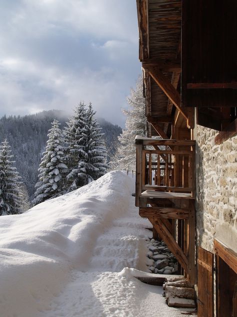 Ski Lodge Style, Lodge Aesthetic, Luxury Ski Chalet, Chalet Style, Winter Cabin, Ski Chalet, Ski Lodge, Ski Season, Winter Scenery