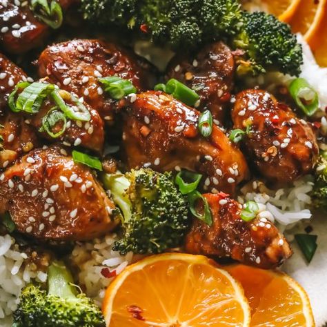 Healthy Orange Sesame Chicken - Britney Breaks Bread Sesame Chicken Sauce, Orange Sesame Chicken, Chinese Orange Chicken, Recipe Inspirations, Chicken Sauce, Sesame Chicken Recipe, Herb Roasted Chicken, Sauteed Chicken, Black Food