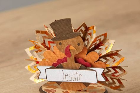 Thanksgiving Cricut Paper Projects, Thanksgiving Decorations Diy Cricut, Thanksgiving Place Settings Cricut, Thanksgiving Cricut Projects Table, Cricut Thanksgiving Projects For Table, Cricut Turkey Craft, Thanksgiving Table Settings Cricut, Cricut Thanksgiving, Cricut Thanksgiving Place Cards