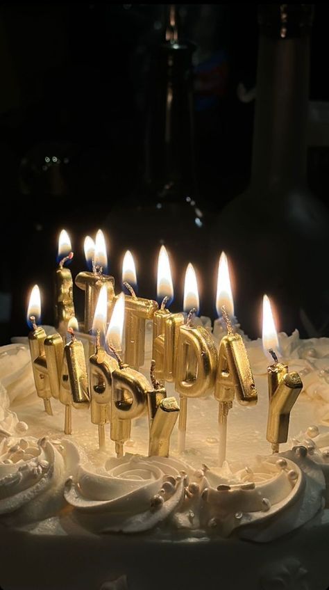 Happy Birthday Candles Aesthetic, 26 Birthday Decorations, City Birthday Aesthetic, Birthday Astethic, Surprise Birthday Decorations, Birthday Dinner Party, 26th Birthday, November Birthday, 24th Birthday