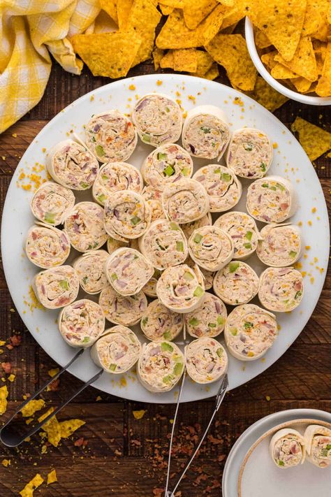 Buffalo Chicken Rolls, Chicken Pinwheels, Pinwheel Sandwiches, Pinwheels Recipe, Rolled Sandwiches, Chicken Roll Ups, Simply Stacie, Party Snacks Easy, Tortilla Rolls