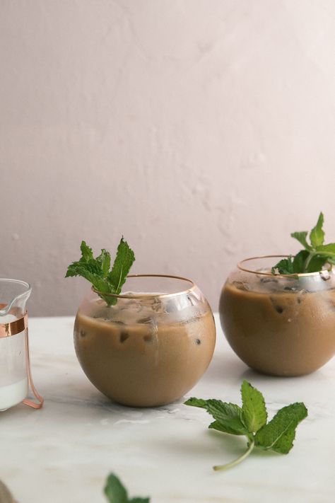 mint vanilla iced coffee Vanilla Iced Coffee Recipe, Gevalia Coffee, Swedish Coffee, Mint Coffee, Swedish Heritage, Vanilla Iced Coffee, Coffee Snacks, Coffee Brand, Pasta Salad Italian