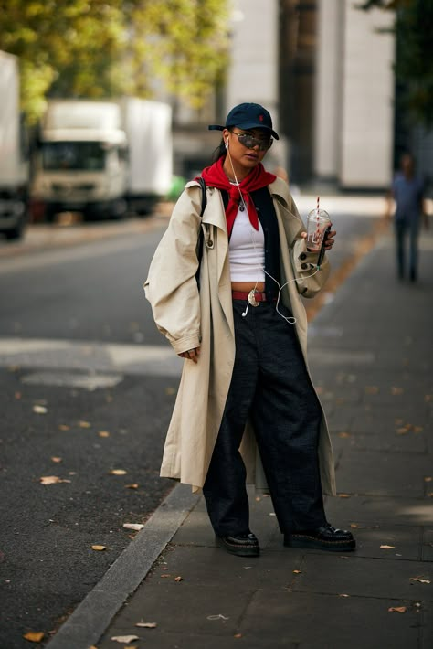 LFW SS25 Street Style: The Best Looks at London Fashion Week - FASHION Magazine London Street Style Winter, Lucy Chadwick, Sheer Patchwork, Brittany Bathgate, Normcore Fashion, Fashion Week Backstage, London Fashion Week Street Style, Fashion Trend Forecast, Streets Of London