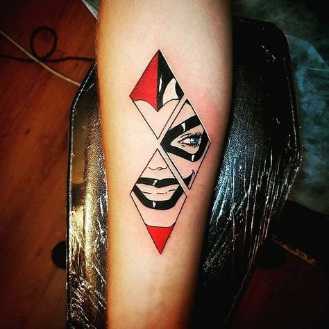 Small Harley Quinn Tattoo, Harley Quinn Diamond Tattoo, Harly Quinn Tatoos, Dc Tattoo Ideas, Joker And Harley Quinn Tattoo, Harley Quinn Tattoo Ideas, Harley Quinn Tattoo Design, Diamond Tattoo Meaning, Joker And Harley Tattoo