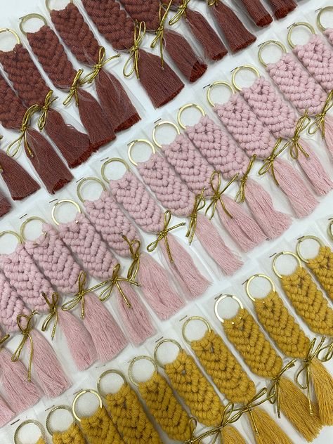 Boho Macrame Keychain, Keychain Macrame, Unique Macrame, Macrame Keychain, Wedding Shower Favors, Etsy Wedding Favors, Keychain Personalized, Boho Macrame, Favors Wedding