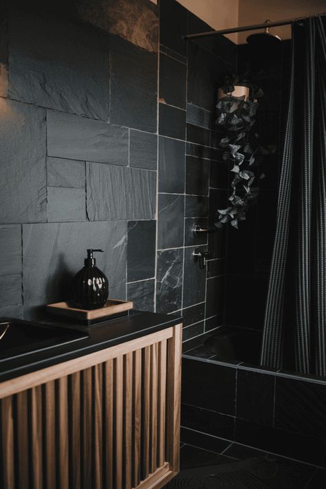 Japandi Bathroom: Dark Zen Atmosphere - A Cozy Variation Dark Moody Japandi, Japandi Apartment, Japandi Bedroom Design, Bathroom Dark, Japandi Bathroom, Japandi Bedroom, Dark Tile, Japanese Minimalism, Warm Lighting