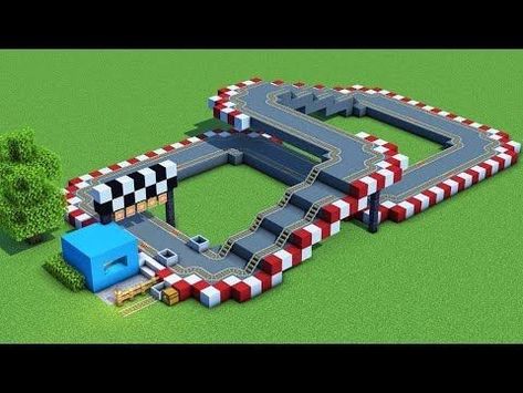 Minecraft Park Build, Theme Park Minecraft Ideas, Minecraft Theme Park Builds, Minecraft Race Track, Minecraft Carnival Games, Minecraft Waterpark Ideas, Minecraft City Park, Minecraft Amusement Park Entrance, Minecraft Theme Park Entrance