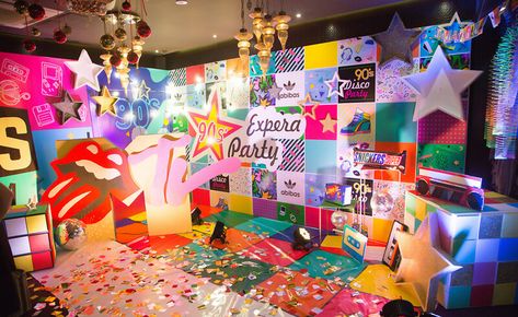 Y2k Event Decor, Retro Party Backdrop, 80s Stage Design, Retro Backdrop Ideas, Disco Stage Design, Retro Stage Design, 90s Backdrop, 90s Photo Booth, Disco Backdrop