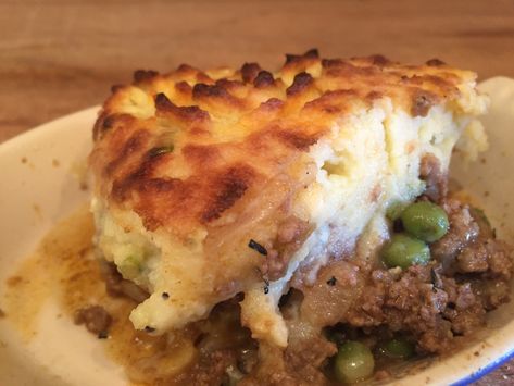 Shepherd Pie, Shepherds Pie Recipe, Shepherds Pie, Brothers And Sisters, St Paddy, Pie Recipe, Pie Recipes, Mashed Potatoes, Elk