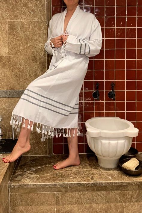 This is a boho, farmhouse, minimalist style bathrobe ethically vowen from cotton yarns. It's lightweight yet very absorbent and would be perfect for boat trips, vacations, lake house or your sustainable home. Turkish Hammam, Cotton Bathrobe, Bath Robes, Peshtemal Towel, Minimalist Style, Minimalist Fashion, White Cotton, Ritual, Women Men