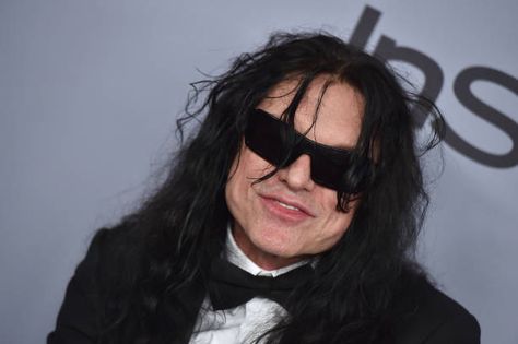 Tommy Wiseau Net Worth:$4 Million Net Worth: $4 Million Date of Birth: Oct 3, 1955 (66 years old) Gender: Male Height: 5 ft 8 in (1.74 m) Profession: Film director, Screenwriter, Actor, Film Producer, Writer Nationality: United States of America What is Tommy Wiseau’s Net Worth? Tommy Wiseau is an actor, director, screenwriter, and producer … Tommy Wiseau Net Worth : Age, height, interesting facts, biography Read More » Harry Styles Selfie, Tommy Wiseau, Harry Styles Face, Harry Styles Lockscreen, Harry Styles Gif, Teenager Posts Girls, Harry Styles Hot, 90s Fashion Women, Harry Styles Funny