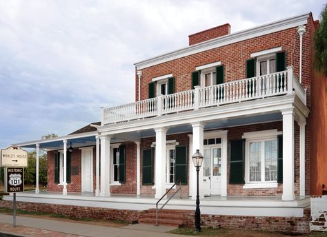 Built on the site of San Diego’s first public gallows in 1856, the Whaley House’s most famous ghostly resident is Yankee Jim Robinson. Haunted Places In California, Whaley House, Haunted Houses In America, House Movie, Greek Revival Architecture, Real Haunted Houses, Houses In America, Old Town San Diego, Haunted History