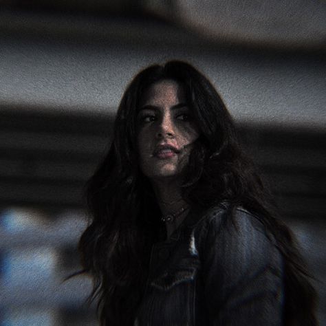 Dystopian Woman Aesthetic, Woman Assassin Aesthetic Modern, Female Antagonist Aesthetic, Donna Troy Aesthetic, Antagonist Aesthetic, Juliette Ferrars Aesthetic, Carter Aesthetic, Shatter Me Aesthetic, Modern Assassin