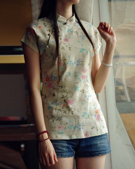 Green Floral Short Sleeve Chinese Qipao / Cheongsam Shirt Cheongsam Shirt Outfit, Qipao Top Modern, Chinese Shirt Outfit, Chinese Blouse Pattern, Qipao Shirt, Cheongsam Shirt, Qipao Top, Chinese Blouse, Chinese Shirt