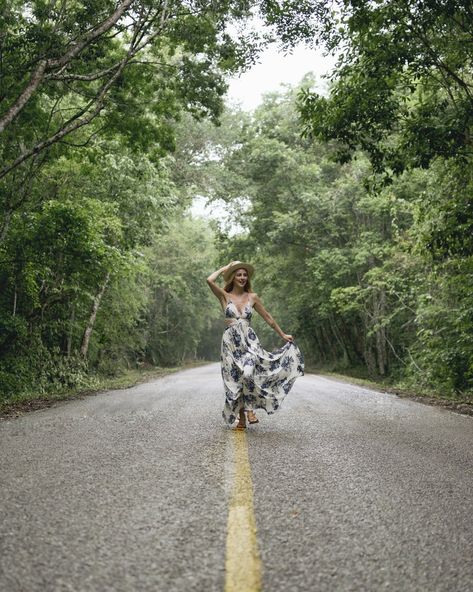 Road Photoshoot, Maya Ruins, Road Photography, Bridge Photography, Nature Photoshoot, Artsy Photos, Photography Pics, Personal Branding Photoshoot, Forest Road