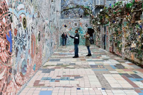 8  Things To Do In Philadelphia If You're A Design Lover Philadelphia Magic Gardens, Things To Do In Philadelphia, Dubai Garden, South Philly, Independence Hall, Center City, December 30, Walking Trails, Park Homes