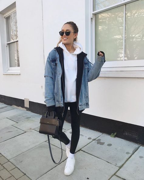 Kate Hutchins on Instagram: “Cosy layering for yesterday’s coffee run ☕️ (will link ootd on stories)” Oversized Jean Jacket Outfit, Cropped Denim Jacket Outfit, Oversized Denim Jacket Outfit, Kate Hutchins, How To Wear Denim Jacket, Denim Jacket With Hoodie, Jacket Outfit Women, Black Leggings Outfit, Jean Jacket Outfits