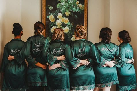 Emerald Green Bridesmaid Robes Bridesmaid Gifts Lace - Etsy Emerald Green Bridesmaid Proposal, Bridesmaid Proposal Emerald Green, Green Bridesmaid Robes, Emerald Green Wedding Theme, Elvish Wedding, Groom Flower, Bridesmaids Party, Satin Robes, Green Themed Wedding