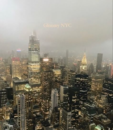 New York City View, Nyc Autumn, Fall Autumn Aesthetic, Gloomy Weather, Nyc Baby, Empire State Of Mind, Nyc Girl, Nyc Aesthetic, Nyc Life