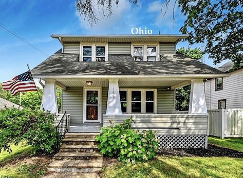 Under $150K Sunday - c.1923 Move-In Ready Ohio Home For Sale $130K - Old Houses Under $100K Ohio Homes, Erie Canal, York Pennsylvania, Stone Patio, Large Deck, Old Houses For Sale, Bungalows For Sale, Starter Home, Florida Georgia