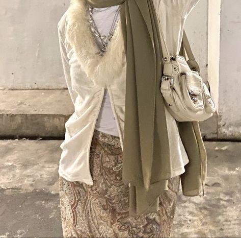 Hijabi Y2k Fashion, Hijabi Fits, Hijabi Fashion Casual, Modesty Fashion, Muslim Fashion Outfits, Hijabi Outfits, Hijab Fashion Inspiration, Hijabi Fashion, Modest Fashion Outfits