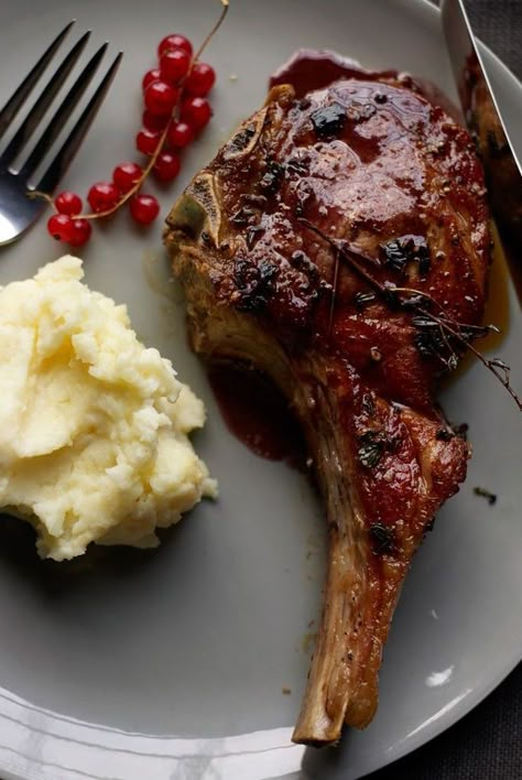 Chef Robert Wiedmaier gives butchering demos at the Butcher's Block in Alexandria, Virginia. At his restaurant next door, Brabo, he serves elegant dis... Veal Chop Recipes, Cooking With Red Wine, Veal Chops, Red Wine Recipe, Veal Chop, Veal Recipes, Potato Puree, Chops Recipe, Cabernet Sauvignon