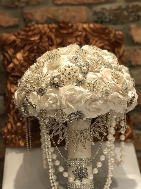 Bling Bouquet - Large Large Bouquet, Sparkly Wedding Bouquet, Bling Bridal Bouquet, Rhinestone Flower Bouquet, Crystal Handle Bouquet Wedding, Crystal Boquets Wedding, Shell Bouquet, Bling Bouquet, Ribbon Rose Bouquets