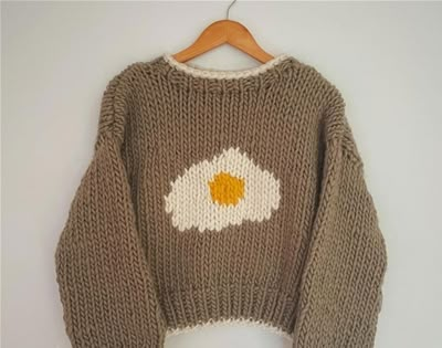 Egg Sweater, Moss Embroidery, Frankie Magazine, Beginner Knitting Patterns, Magazine Online, Embroidery Craft, Diy Knitting, Australian Fashion, Knit Outfit