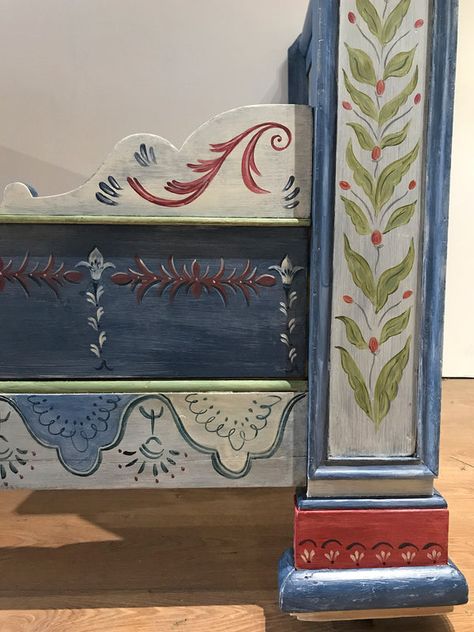 Scandi Folk Interior, Swedish Flour Paint, Christmas Painted Furniture, Swedish Folk Art Furniture, Swedish Painted Furniture Folk Art, Hand Painted Door Frame, Scandinavian Folk Art Furniture, Folk Art Interior Design, Swedish Painted Furniture