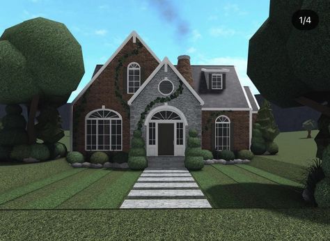 Cute Small Bloxburg Houses Exterior, Downtown Bloxburg House, Small House Bloxburg Exterior, Bloxburg House Ideas Exterior Vintage, Bloxburg Cottage Exterior, Bloxburg One Story House, Bloxburg Cottage House Ideas, Bedrooms Bloxburg, Small Suburban House