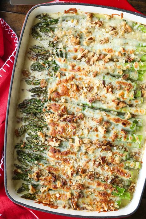 Baked Asparagus Casserole, Christmas Dinner Asparagus, Cheesy Asparagus Casserole, Cheesy Asparagus, Easy Asparagus Recipes, Gourmet Gluten Free, Asparagus Casserole, Asparagus Recipes Baked, Low Carb Low Calorie