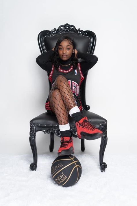 Sneaker Photoshoot Ideas Birthday, Jordan Year Birthday 23 Photoshoot Ideas, Basketball Theme Photoshoot, Jordan Birthday Photoshoot, Jordan Year Birthday 23 Outfits, Sweet 16 Outfits Casual, Jordan Year Birthday 23 Photoshoot, 23rd Birthday Outfit Ideas, Kehlani Birthday