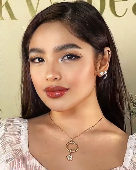 Debut Philippines, Philippines Makeup, Cottagecore Pink, Summer Coquette, Filipino Actress, Makeup Cute, Graduation Picture, Ethereal Makeup, Make Up Inspo