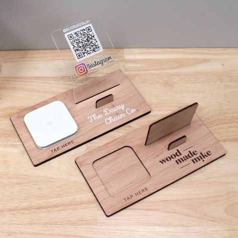 Square Card Reader Holder Diy, Square Reader Display, Laser Cut Business Cards, Wooden Business Card, Packaging Business, Business Card Displays, Market Store, Packaging Ideas Business, Market Ideas