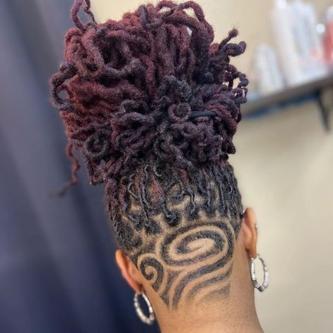 Natural Haircuts on Instagram: “Love this 🌀 ______________ Cut by @thehairsurgeon_ ✂️” Undercut Loc Styles, Undercut On Black Women, Loc Undercut Women, Undercut Designs For Black Women, Undercut With Locs, Locs With Undercut Women, Undercut Designs For Women, Locs With Undercut, Locs With Shaved Sides