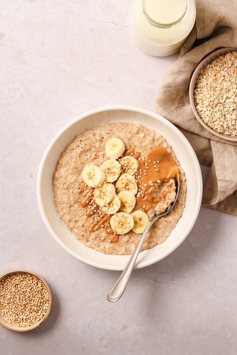 Banana Porridge Banana Porridge, Gingerbread Granola, Almond Granola, Inflammatory Recipes, Cinnamon Oatmeal, Inflammatory Diet, Cinnamon Banana, Cashew Butter, Banana Nut