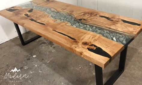 How to build a live edge table river style dining table DIY ModernHomeReno.com Live Edge Table Dining Rooms, Live Edge Wood Desk, Glass Wood Table, Diy Live Edge, Wood Slab Dining Table, Live Edge Wood Table, Wood Dining Table Modern, River Style, Diy Dining Room Table