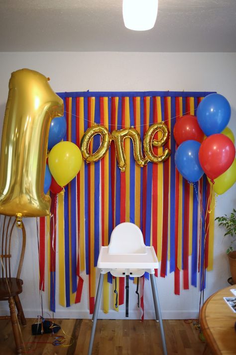 Primary Color Party, Diy 1st Birthday Decorations, Birthday Streamers, Toddler Boy Birthday, Streamer Backdrop, Birthday Party At Home, Sushi Night, Birthday Pins, Boy Diy