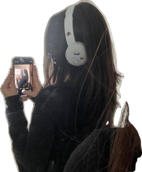 Pic Ideas With Headphones, Headphones Pictures Aesthetic, Sticker On Headphones Aesthetic, Selfie Ideas Headphones, Selfies With Headphones, Headphone Selfie Ideas, Headphone Pictures, Pose With Headphones, Headphone Poses