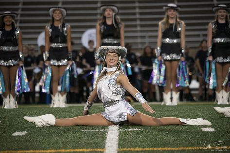 Shepton Stallionettes Drill Team. #drillteam #drillteamphotography - #Shepton #Stallionettes All Star Cheer Photoshoot, Cheer Poses Allstar, Drill Pictures, Cheer Poses With Megaphone, Drill Team Aesthetic, Senior Cheer Pictures Cheerleading Poses Basketball, Drill Team Pictures Poses, High School Drill Team, Team Aesthetic