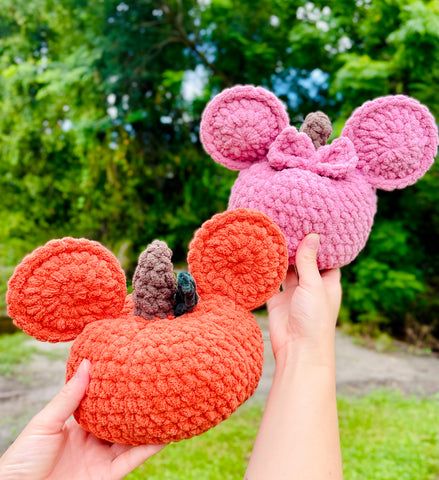 Mouse Pumpkins! – yarnybox Crochet Minnie Mouse Pumpkin, Mickey Mouse Pumpkin Crochet, Crochet Mickey Mouse Pumpkin Pattern, Crochet Mickey Mouse Pumpkin Pattern Free, Low Sew Crochet Patterns, Crochet Mini Mouse, Mouse Pumpkin, Crochet Mickey Pumpkin, Disney Inspired Crochet