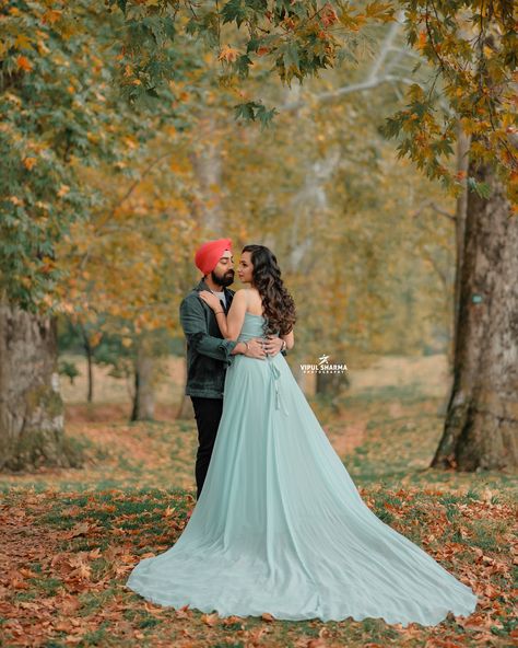 Jeet x Preet ❤️❤️ Kashmir Pre Wedding Photo Shoot ❤️ Featuring Charanjeet & Rashpreet‘s Love in Kashmir (Jannat) @jeet.cj x @rashpreet_wadhwa MUA : @makeup_by_manish_soni 📸 @vipulsharmaphotography For Events/Queries contact : +91-9569143227 #JeetKiPreet #gulmarg #kashmir #srinagar #prewed #coupleshoot #prewedding #lovestory #lovers #love #romantic #photography #cinematic #preweddingphoto #kashmirtourism #chandigarh #himachal #uttarakhand #mussoorie #dehradun #rishikesh #ambala #ludhiana... Kashmir Pre Wedding, Rishikesh Pre Wedding Shoot, Prewedding Couple Poses, Gulmarg Kashmir, Kashmir Srinagar, Kashmir Tourism, Pre Wedding Photo Shoot, Photography Cinematic, Photoshoot Outdoor