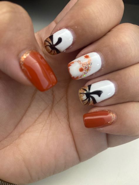 Halloween Gonk Nails, Fall Gnome Nail Art, Thanksgiving Gnome Nails, Fall Gnome Nails, Gnome Nail Designs, Gnome Nails, November Nail, Pumpkin Nail, Pumpkin Nail Art