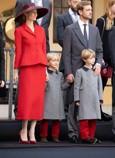 First Lady Fashion, Outfit Inspirations Edgy, Old India, A Royal Affair, Meghan And Harry, Andrea Casiraghi, Beatrice Borromeo, Two Sons, Monaco Royal Family