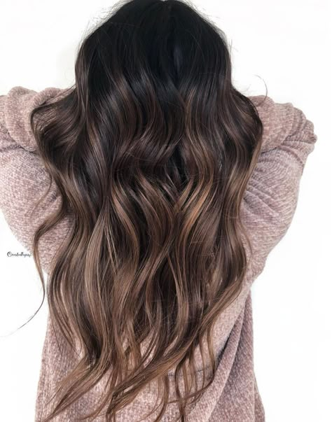 Highlights For Dark Brown Hair, Dark Hair With Highlights, Hair Artist, Hair Color Light Brown, Brunette Balayage Hair, Brown Hair Balayage, Brown Balayage, Balayage Brunette, Brown Blonde Hair