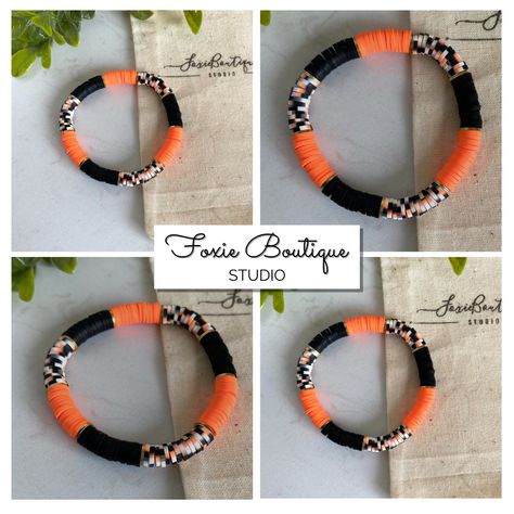 Bracelets Halloween, Bracelets Heishi, Halloween Jewelry Diy, Music Bracelet, Heishi Bracelets, Homemade Bracelets, Autumn Bracelet, Halloween Bracelet, Bracelet Craft Diy