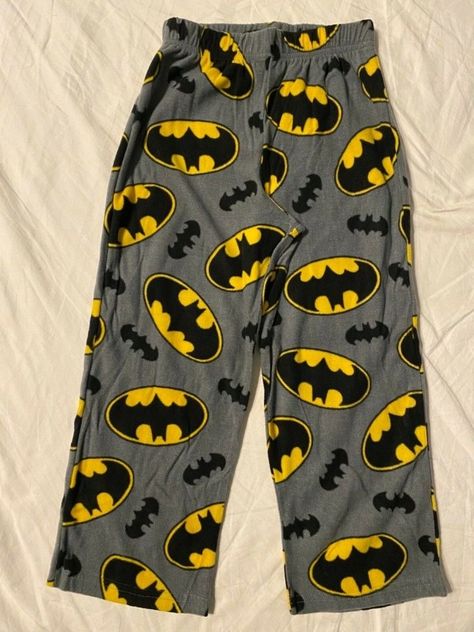 Y2k Outfits Pajamas, Marvel Pajama Pants, Batman Pajamas Aesthetic, Character Pajama Pants, Spider Man Pants Pjs, Spiderman Pjs Pants, Spider Man Pjs Couple, Matching Batman Pajamas, Batman Clothes Aesthetic