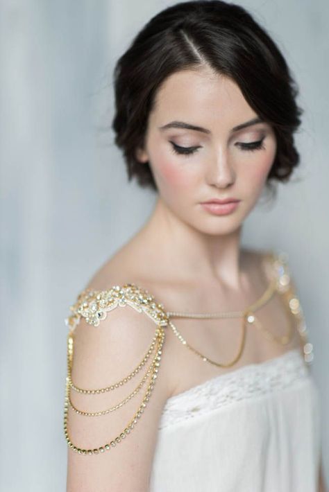 Beautiful Bridal Body Jewellery from Etsy | SouthBound Bride | Credit: JACQUELYN Gold Bridal Shoulder Necklace by Blair Nadeau Millinery (Image: Whitney Heard Photography) Bridal Body Jewelry, Bridal Capelet, Shoulder Jewelry, Shoulder Necklace, Wedding Necklaces, Body Chains, Bridal Fashion Jewelry, Silver Necklace Statement, Beauty Dress