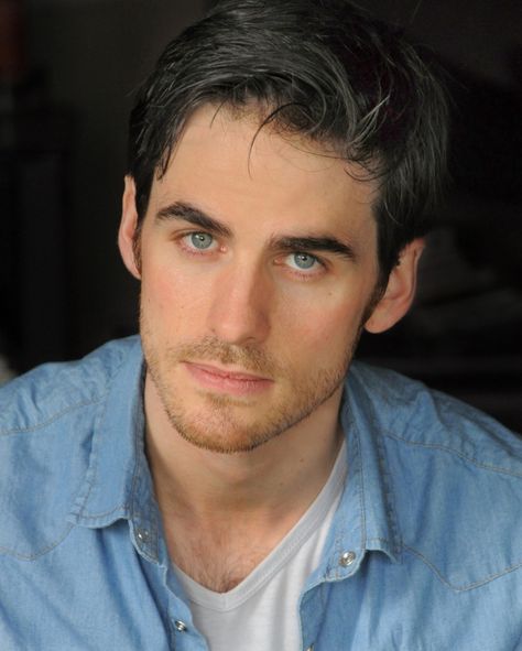 Colin O'Donoghue aka Captain Hook (once upon a time) Swan Photo, Sir Anthony Hopkins, Colin O Donoghue, Face Exercises, Killian Jones, Colin O'donoghue, Emma Swan, Captain Swan, Captain Hook