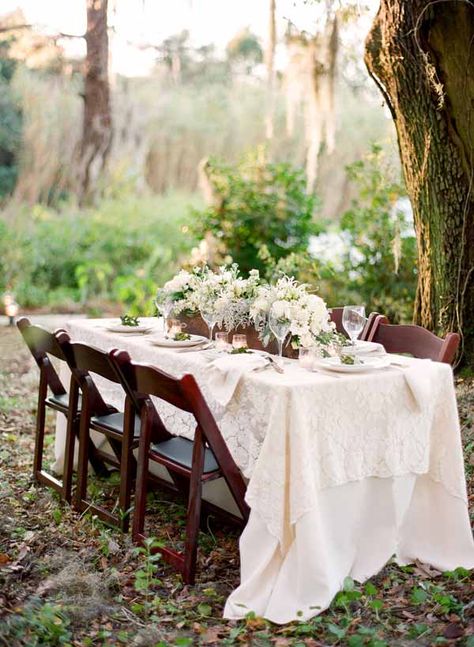 Once upon a wedding. Megan and Tim’s enchanted wedding Jose Villa Photography, Jose Villa, Enchanted Wedding, Pretty Tables, Lace Table, Ideas Vintage, White Table Cloth, Lace Tablecloth, Wedding Arrangements